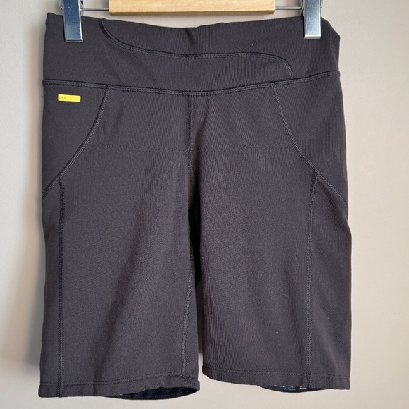 Lole Women's Athletic Shorts Moisture Wicking 4-Way Stretch Black Small‎ Biking - Picture 1 of 13